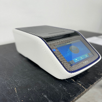 Applied Biosystems VeritiPro 96-Well Thermal Cycler image 0
